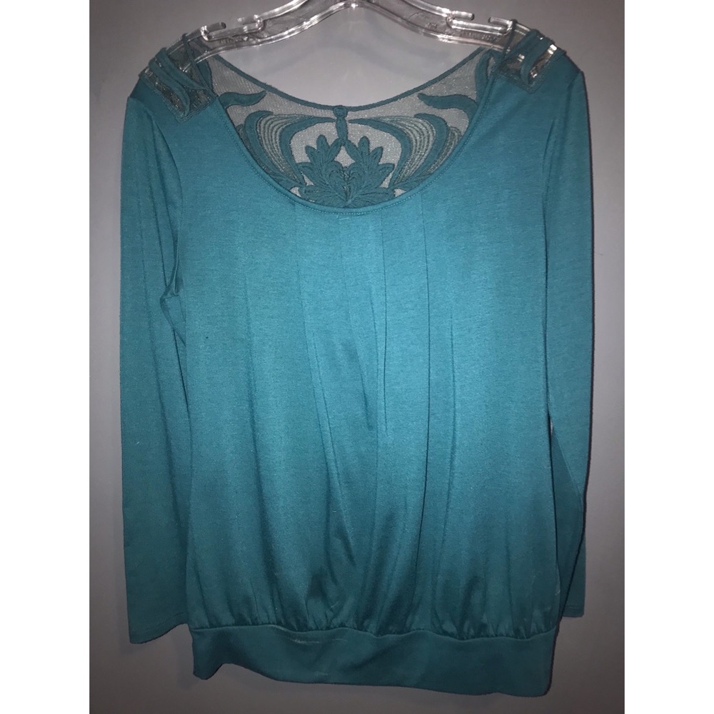 (5/$30) Altar’d state green 3/4 sleeve lace shirt